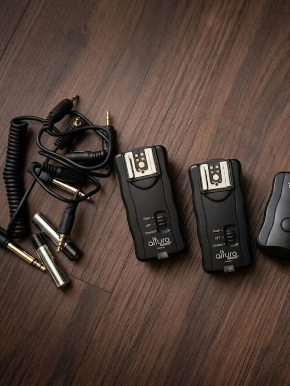 Dual Wireless Flash Trigger Set - For Canon (Flashes not included)